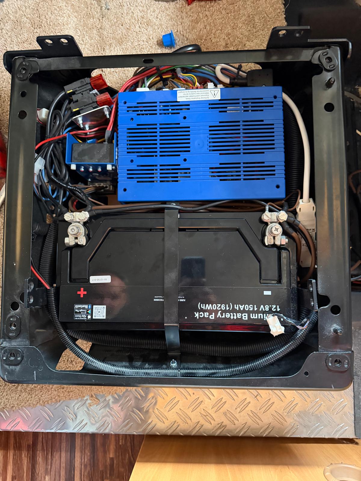 LiFePO4 Wohnmobil Batterie im H8-Format – 150Ah und 200Ah Vergleich von JUBE-Tech