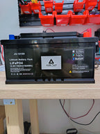 JUBE JU-12150 – LiFePO₄ 150Ah Wohnmobil Batterie im H8-Format und Zugriffsschutz